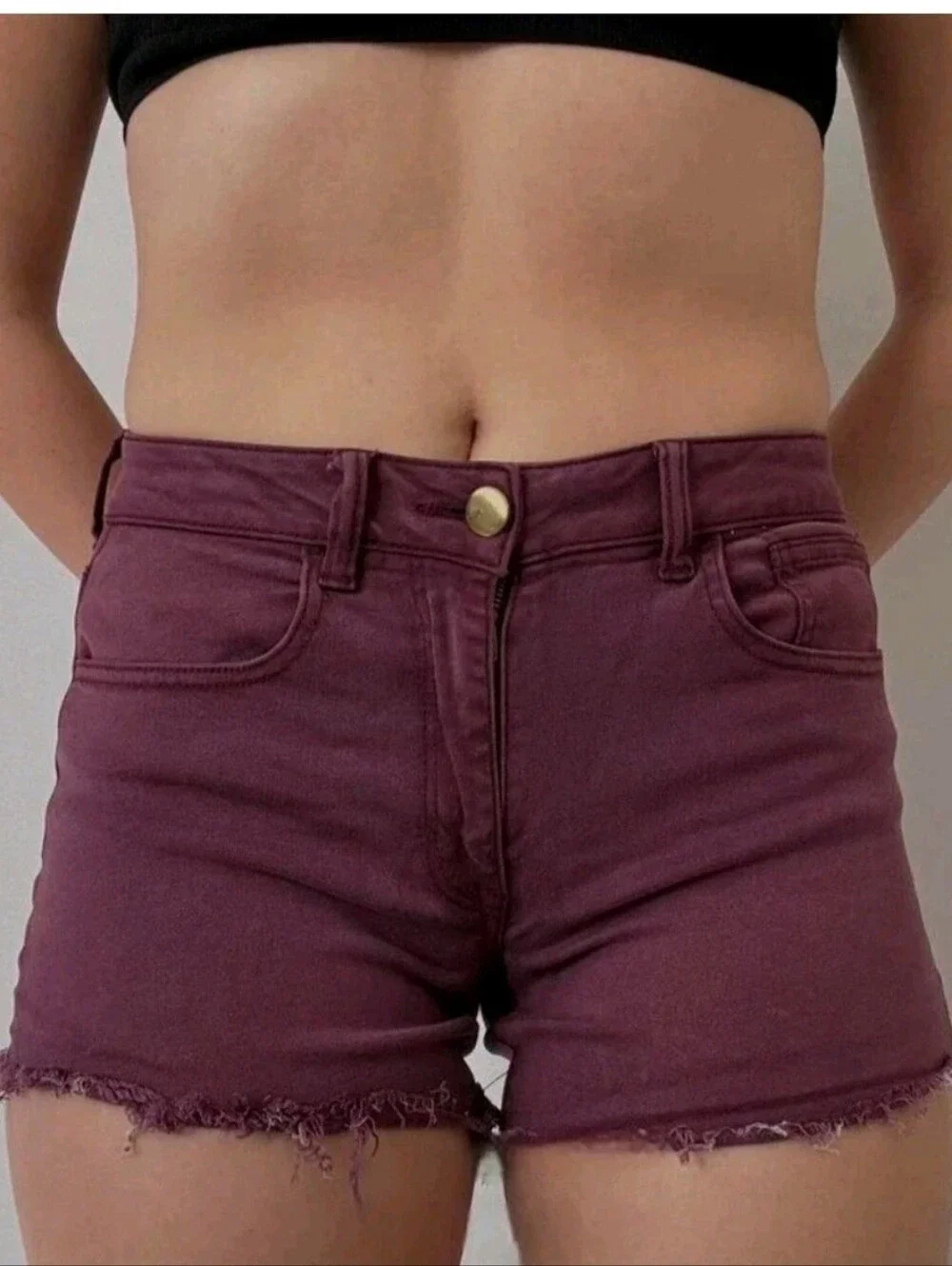 AMERICAN EAGLE Super Stretch Hi Rise Shortie Burgundy Maroon Raw Hem Shorts 8